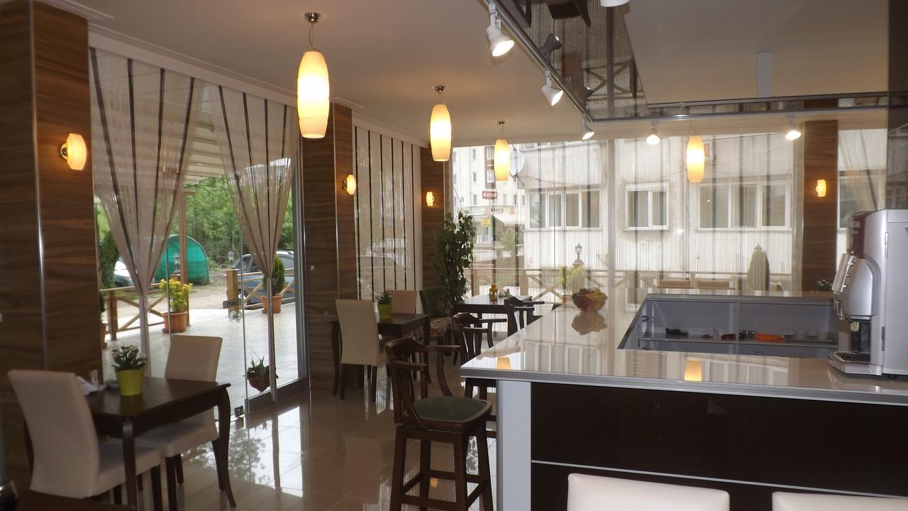 Sindoma Hotel Μπαρτίν Εξωτερικό φωτογραφία