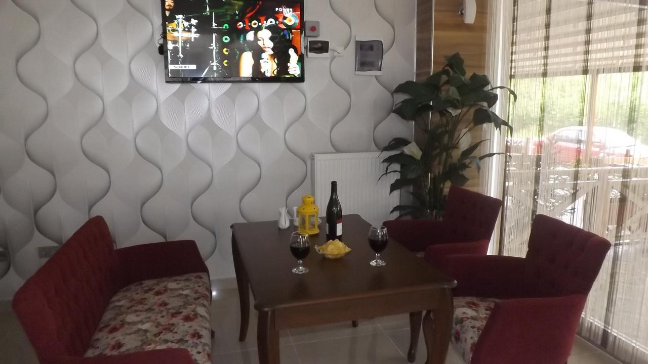Sindoma Hotel Μπαρτίν Εξωτερικό φωτογραφία