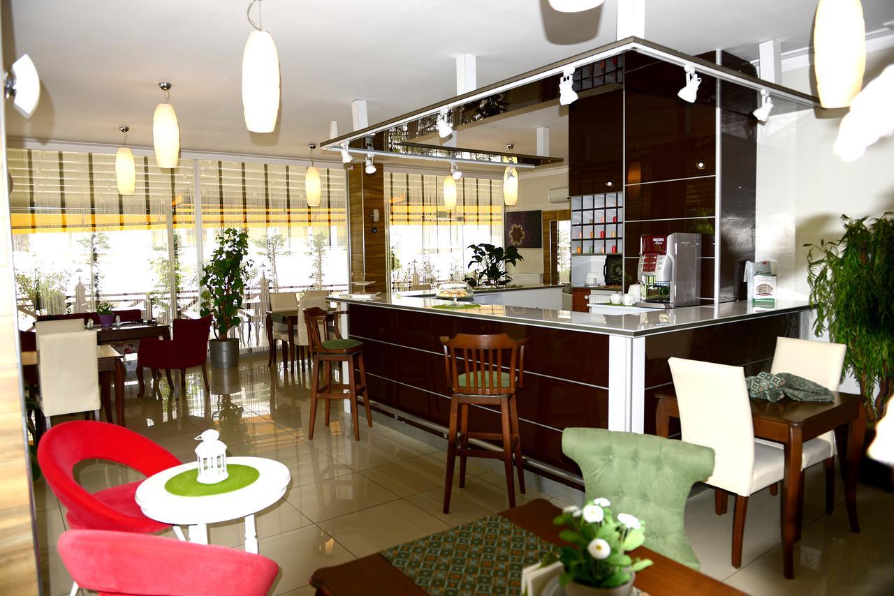 Sindoma Hotel Μπαρτίν Εξωτερικό φωτογραφία